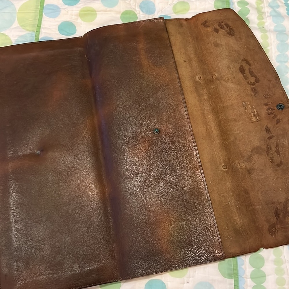 Vintage leather clutch wrap - Picture 6 of 8